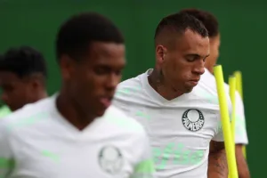 De titular, a reserva, a sumido: o que aconteceu com Breno Lopes do Palmeiras?