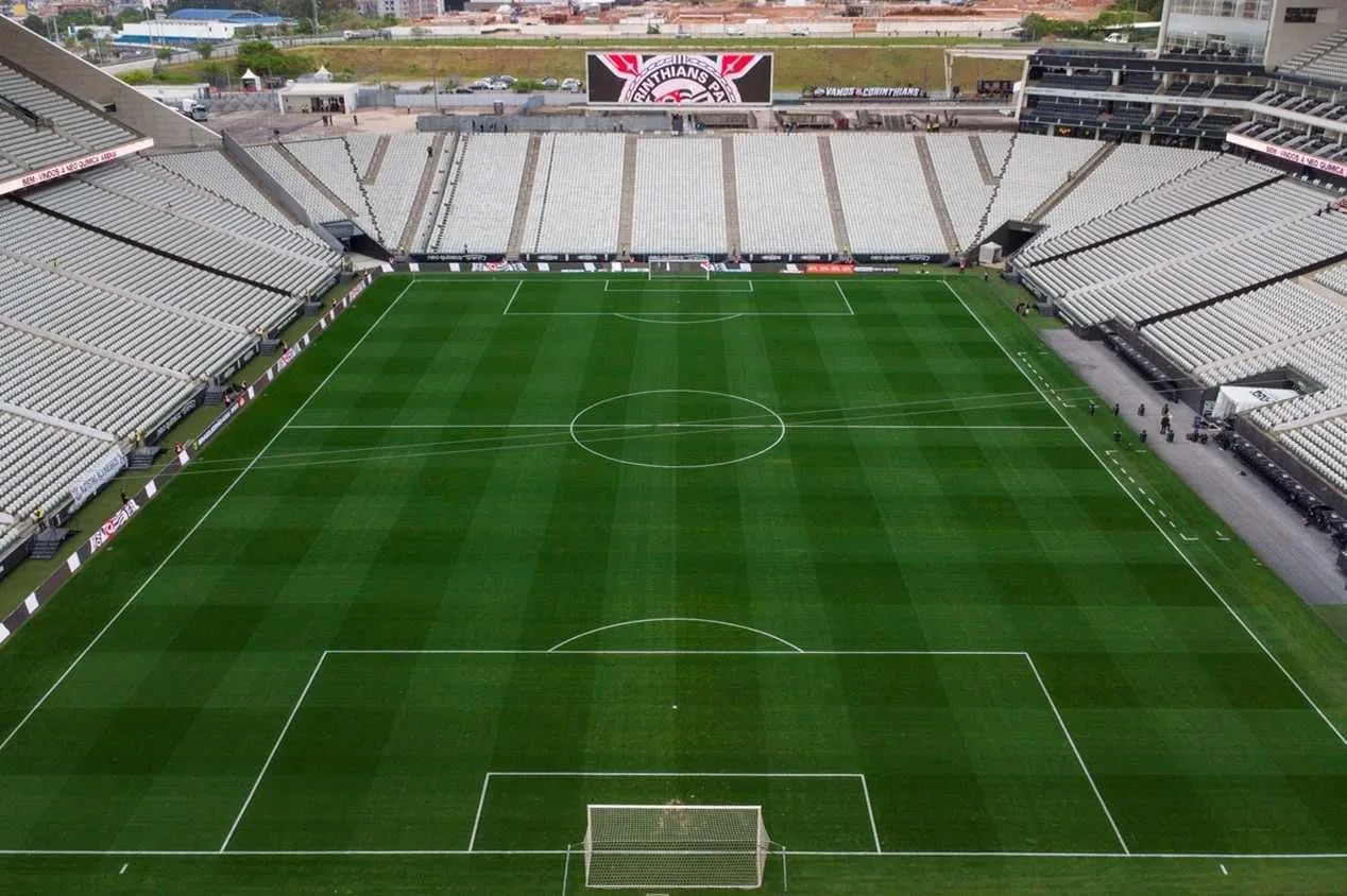 Bruno Vicari indica ‘única’ solução para o Corinthians: “Virar uma SAF”