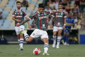 Cano, do Fluminense, já é o maior artilheiro estrangeiro no século XXI