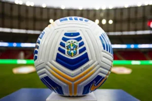 Rizek vê time forte e elege “grande surpresa” do futebol brasileiro: “Coletivamente”