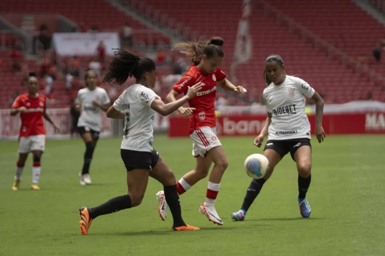 Corinthians tem sete vitórias seguidas na Supercopa Feminina