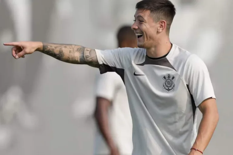 Veja a provável escalação do Corinthians hoje contra o Santos