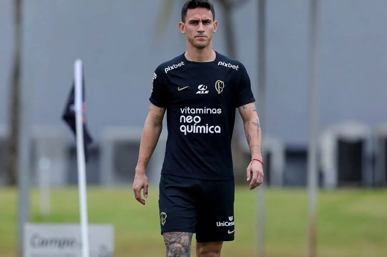 Corinthians se pronuncia após ausência de Rojas em treino e possível saída