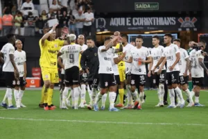 Craque Neto não perdoa o elenco do Corinthians: “Vocês são o pior time da história”