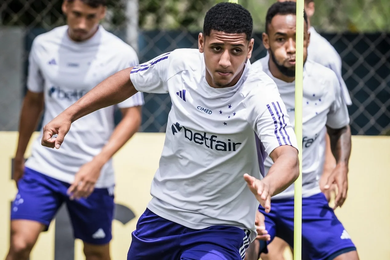 Confira a provável escalação do Cruzeiro contra o Atlético-MG