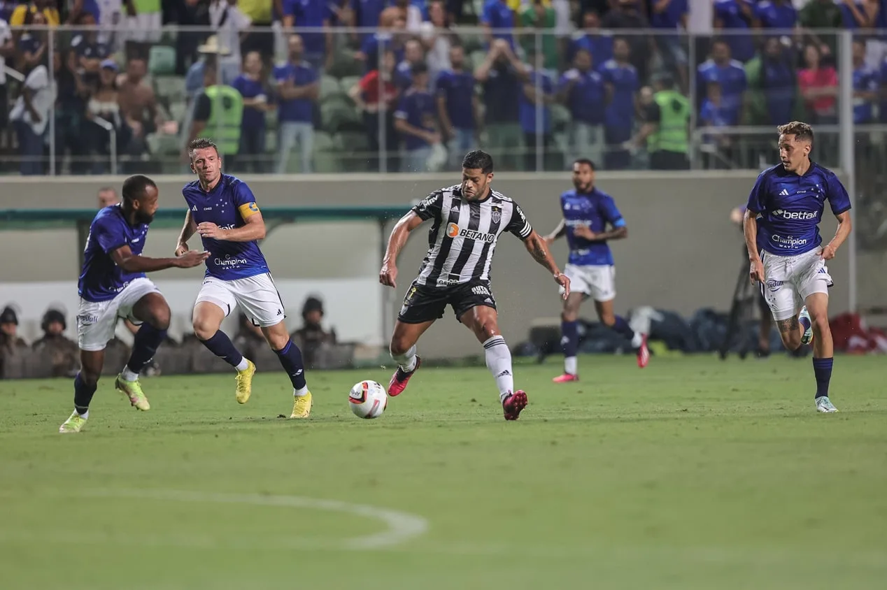 Veja as diferenças do último Cruzeiro x Atlético-MG