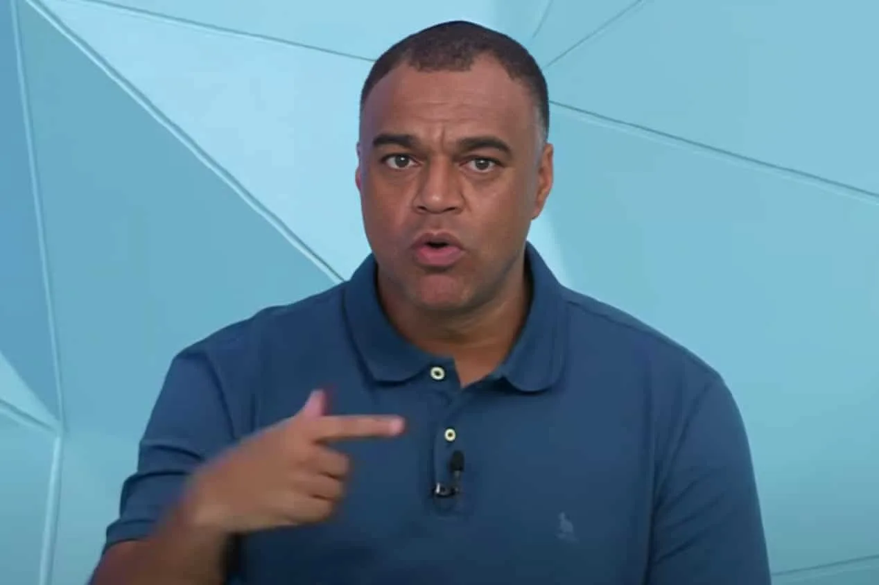 Denílson cita Palmeiras e detona entrevista de Calleri no SPFC