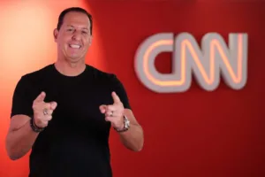 CNN contrata Maurício Noriega como comentarista para programa do Benja