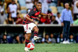 RMP aponta time titular do Flamengo sem medalhão e projeta “briga boa”