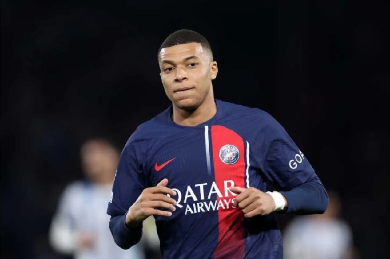 Com Mbappé de saída, PSG tem brasileiro em lista com cinco reforços