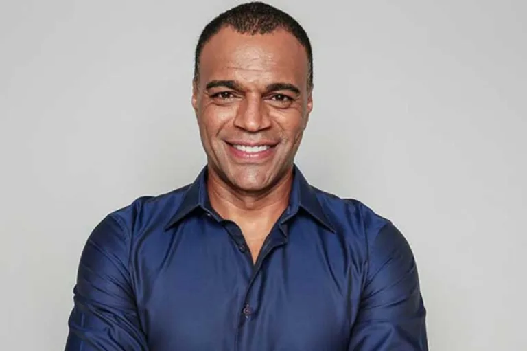 Band toma decisão sobre permanência de Denílson na emissora