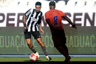 Kaue em campo em jogo entre Audax x Botafogo pelo Campeonato Carioca