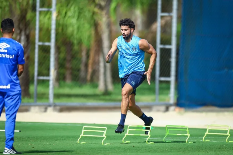 Dirigente do Grêmio fala sobre presença de Diego Costa no Gre-Nal 441