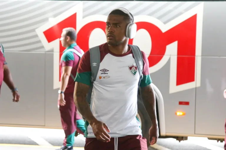 Fluminense tem dois dias para se acostumar com altitude antes da Recopa