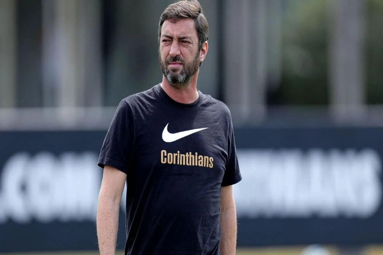 Duílio Monteiro se manifesta sobre dívidas do Corinthians com empresários