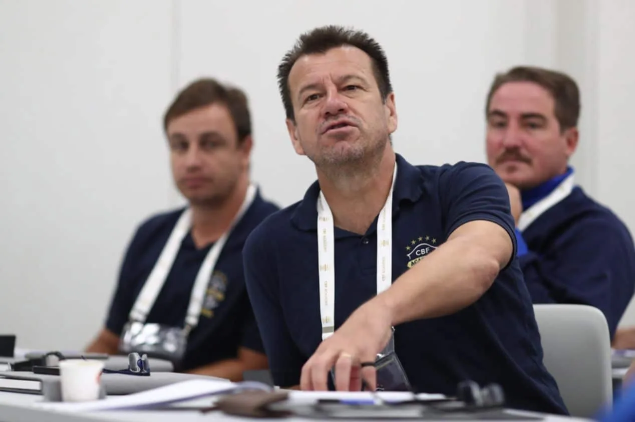 Dunga aponta problema para Dorival Júnior na seleção e deixa aviso: “Não pode” 
