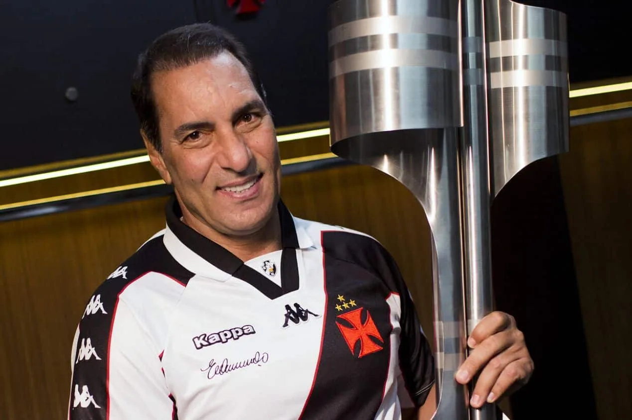 Edmundo é convicto ao projetar desfecho de Vasco x Flamengo: “Vão me sacanear”