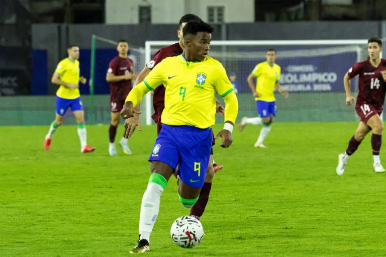 Endrick mira “revanche” da seleção brasileira contra a Argentina no Pré-Olímpico