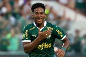 Endrick rende bonificação milionária do Real Madrid ao Palmeiras por gol no Corinthians