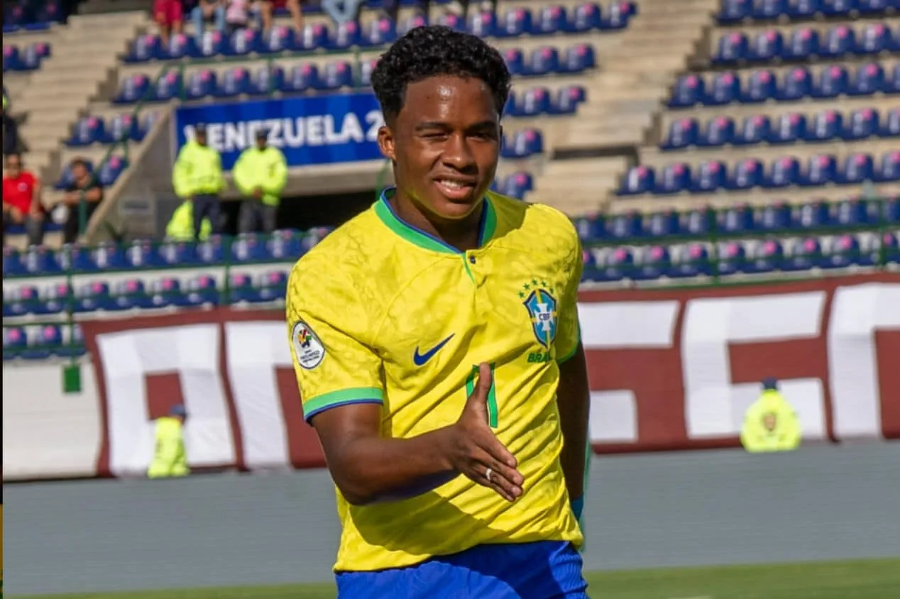 Endrick rechaça comparação envolvendo craque brasileiro: “Ninguém vai ser igual”
