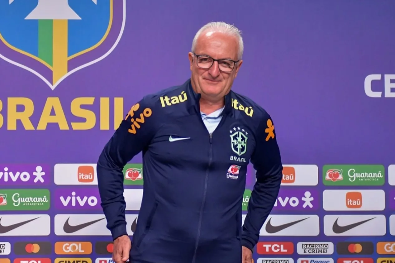 Eric Faria “ignora” Dorival Júnior e crava melhor técnico brasileiro hoje