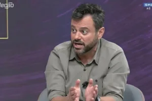 Eric Faria aponta jogador “diferenciado” no futebol brasileiro: “Admiro bastante”