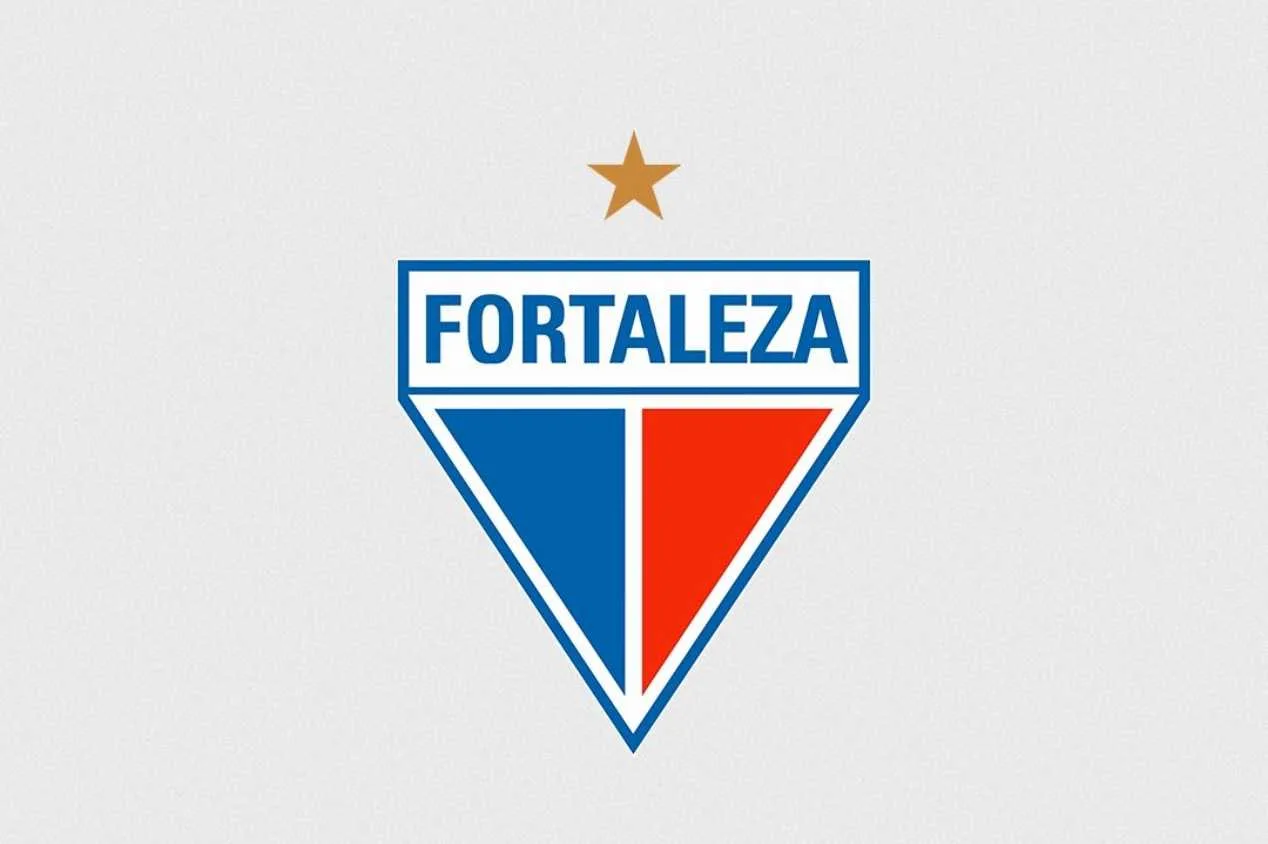 Fortaleza sofre atentado com pedras e bombas e jogadores ficam feridos