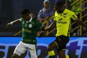 Abel Ferreira valoriza Estêvão após vitória do Palmeiras: “Potencial tremendo”