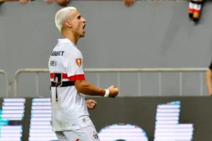 Com golaço de Ferreirinha, SPFC vence a Inter de Limeira e finda jejum no Paulistão