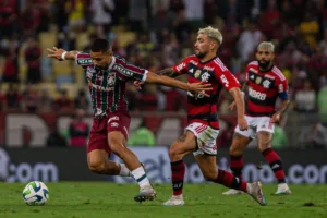 Vampeta muda palpite e indica condição ao apontar favorito no Carioca: “Sobra”