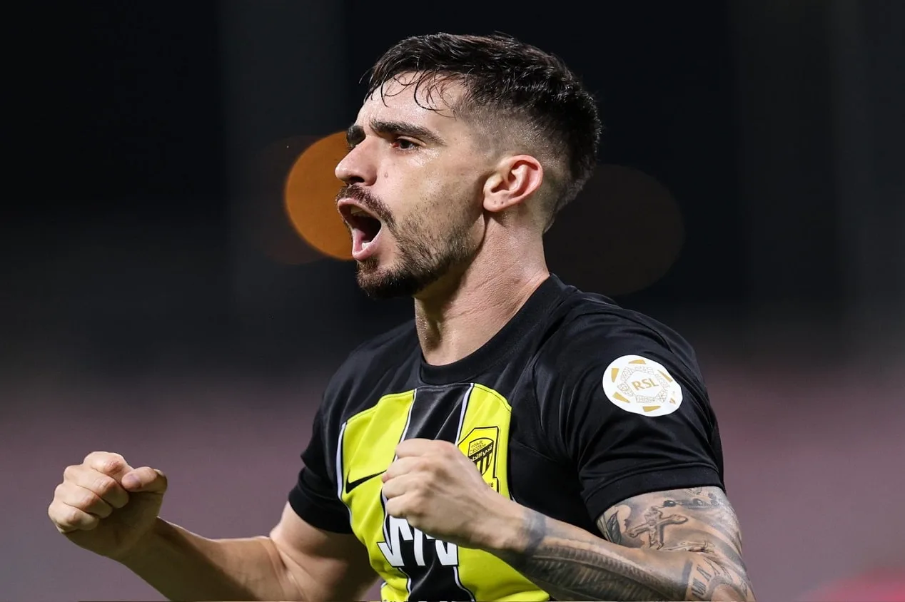 Flamengo faz contato por Igor Coronado, mas entende que empresário “quer o Corinthians”