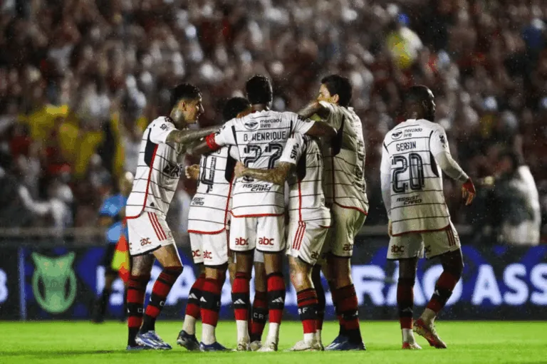 Mauro Cezar crava classificação, mas manda alerta para o Flamengo na Libertadores