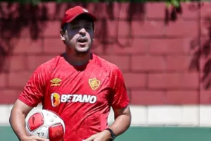 Veja a provável escalação do Fluminense hoje contra o Vasco