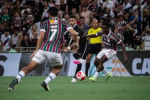 Cantarelli não perdoa e detona arbitragem de Fluminense x Vasco