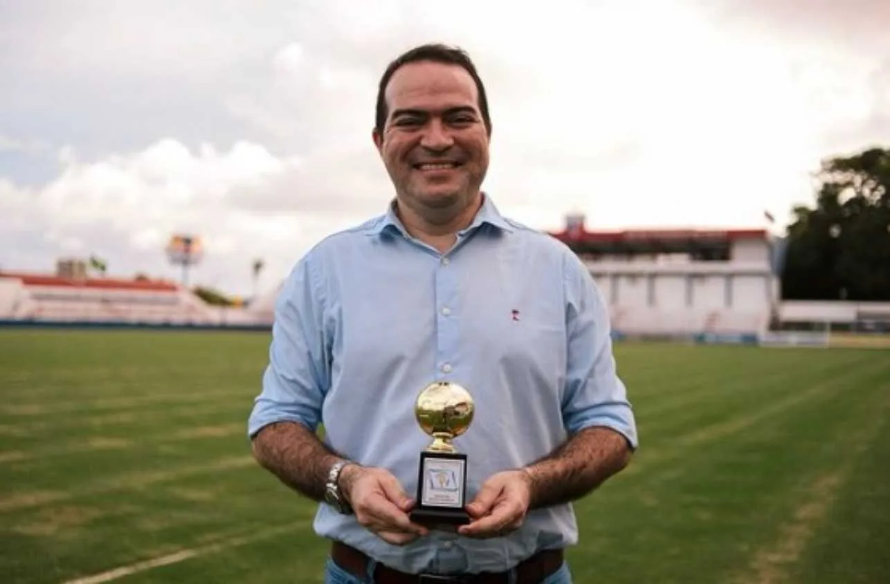 CEO do Fortaleza aponta “tentativa de assassinato” em ataque ao ônibus do clube