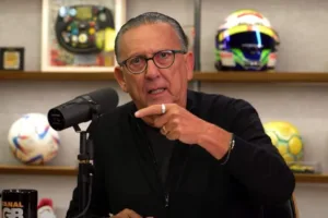 Galvão Bueno faz alerta sobre time do Brasileirão: “Muito fraco”
