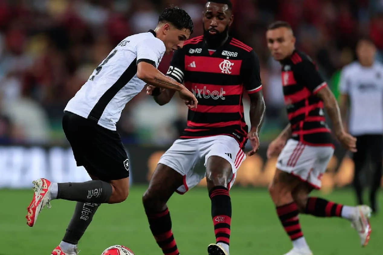Flamengo não descarta cirurgia em Gerson após problema renal
