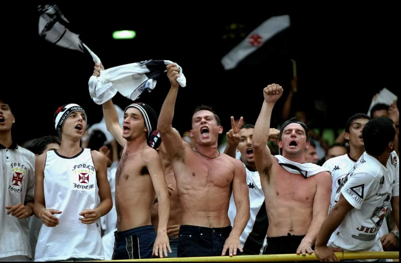 Torcedores do Vasco esgotam ingresso para duelo contra a Portuguesa-RJ no Carioca