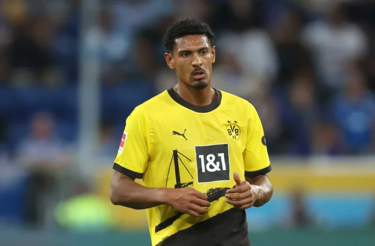 Borussia Dortmund confirma lesão de Haller; veja detalhes