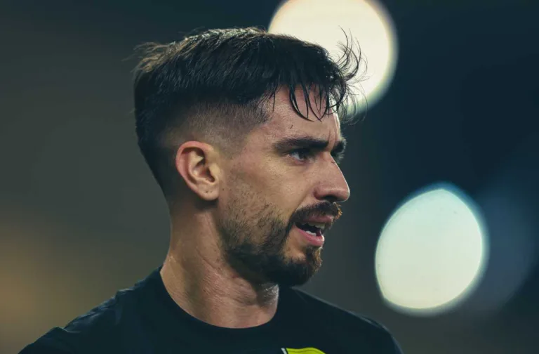 Empresário de Igor Coronado, alvo de Corinthians e Flamengo, abre o jogo sobre possível transferência