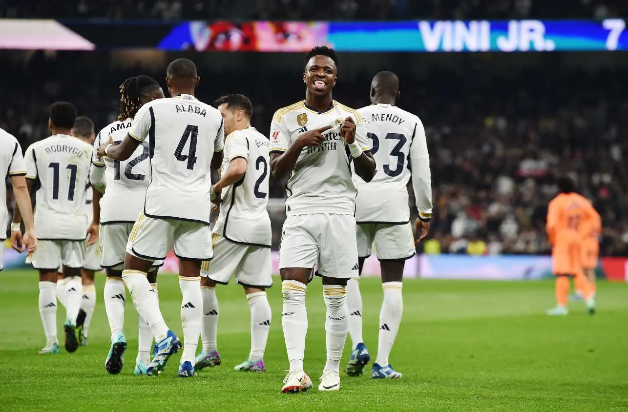 Ônibus do Real Madrid, com Vinícius Júnior e Rodrygo, sofre acidente na Alemanha