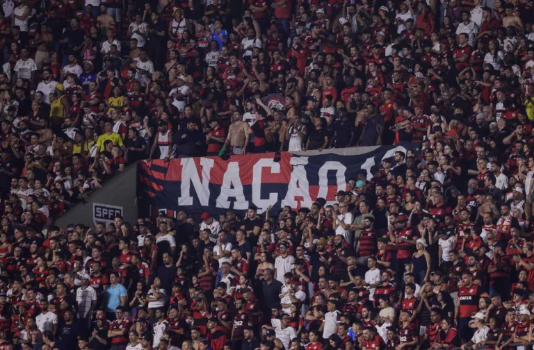 Pedro marca dois e Flamengo mantém o domínio sobre o Bangu; veja