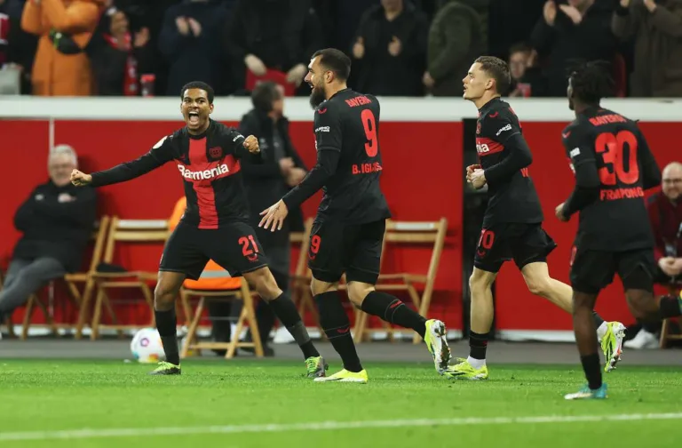 Bayer Leverkusen supera o Stuttgart na Copa da Alemanha