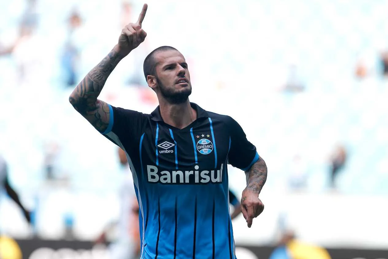 Grêmio pode se livrar de “Lei do Ex” contra o Avenida no Gauchão; entenda