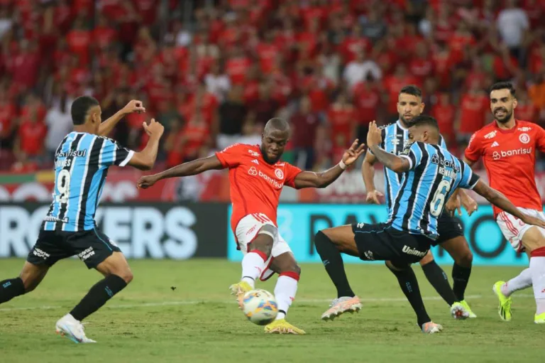 Grêmio e Internacional têm melhor ataque do Campeonato Gaúcho