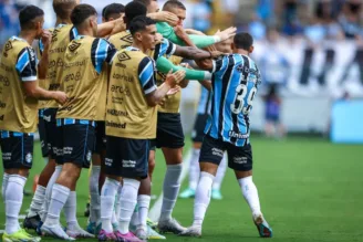 Grêmio goleia o Santa Cruz-RS