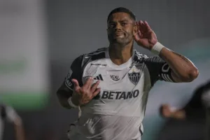 Hulk ganha aumento salarial no Atlético-MG e iguala estrela do Flamengo; veja ranking