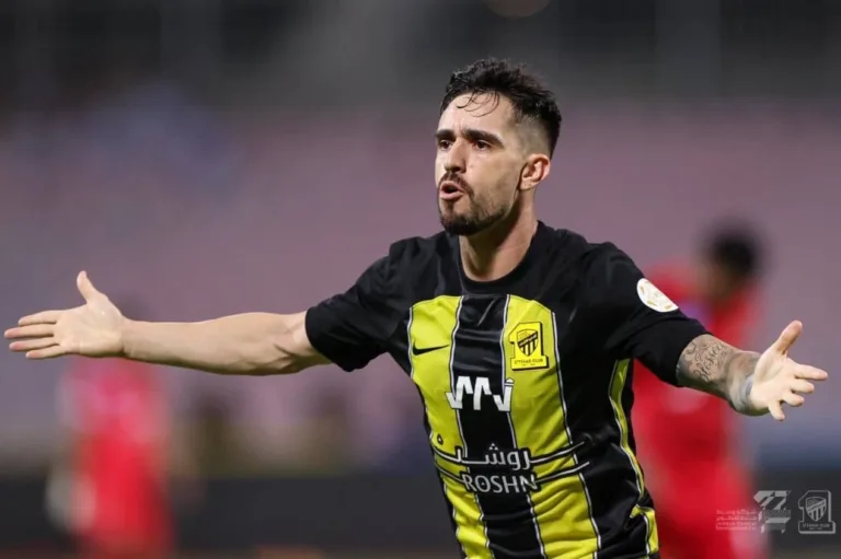 Vampeta reage ao possível salário de Igor Coronado no Corinthians: “Gabigol ganha isso”