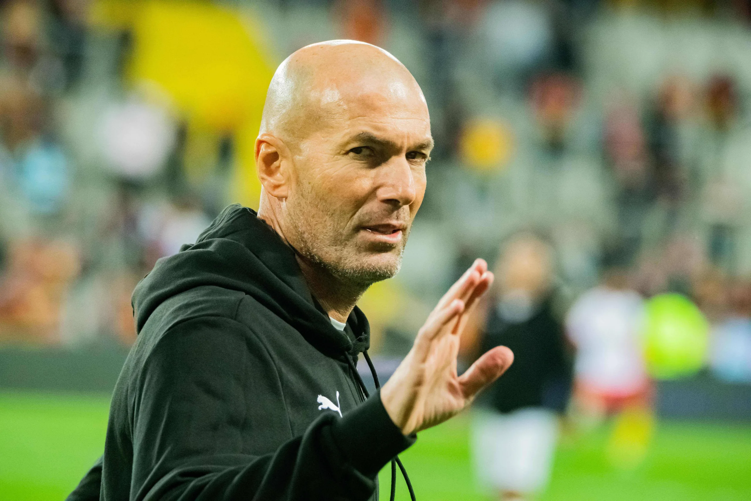 Bayern de Munique coloca Zinédine Zidane, ex-Real Madrid, no radar 