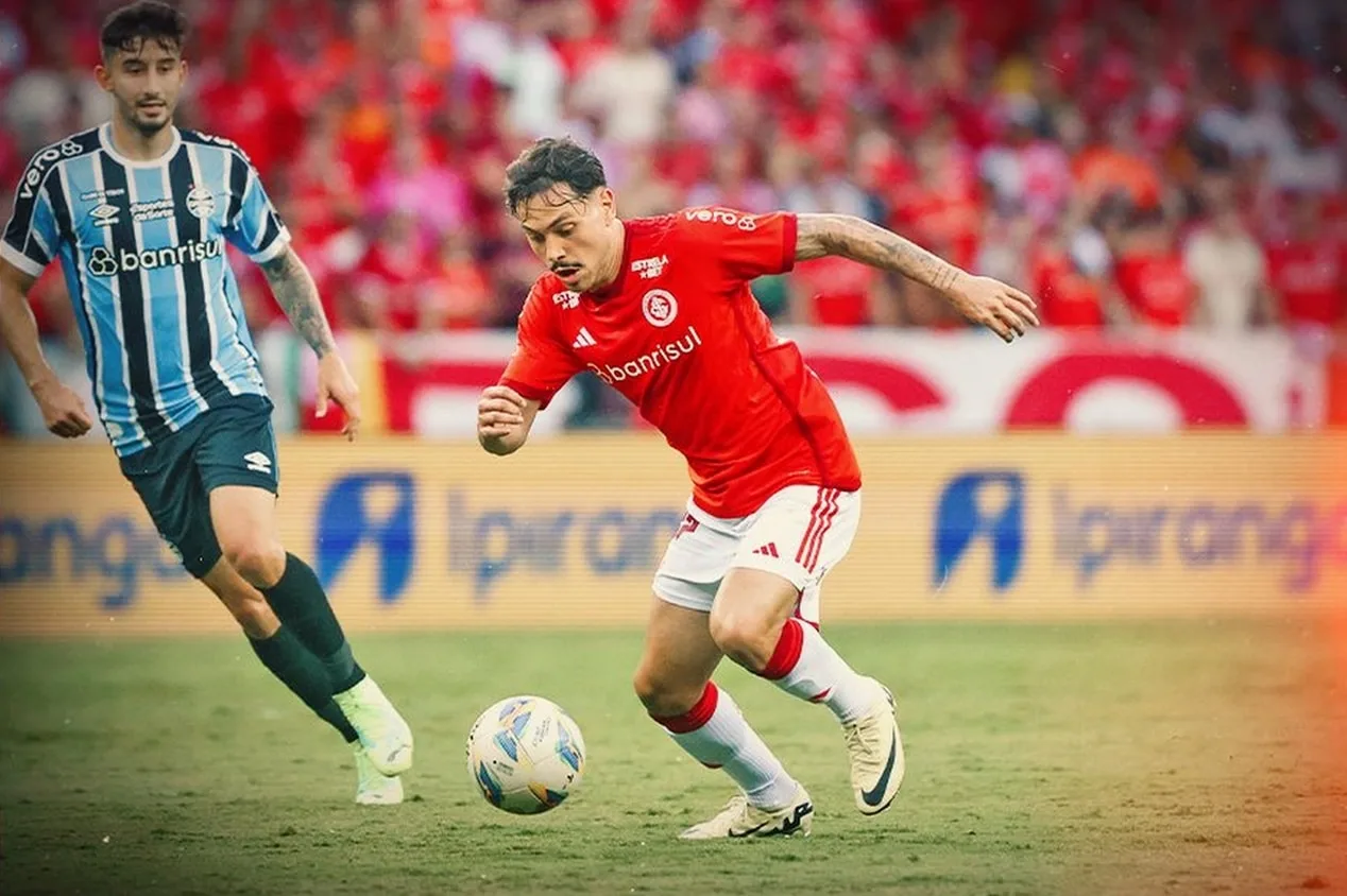 Em Gre-Nal 441 eletrizante, Internacional bate o Grêmio com pênalti nos acréscimos